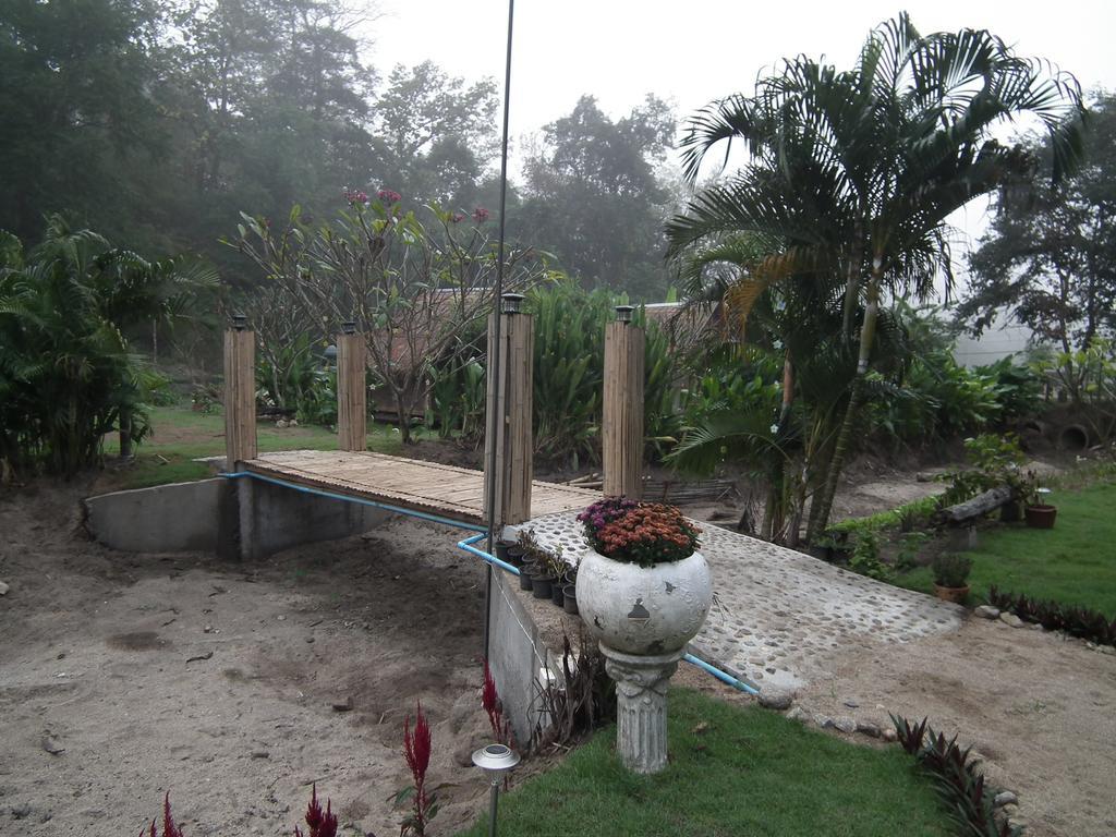 Hotel Pai Bamboo Hut Exterior foto